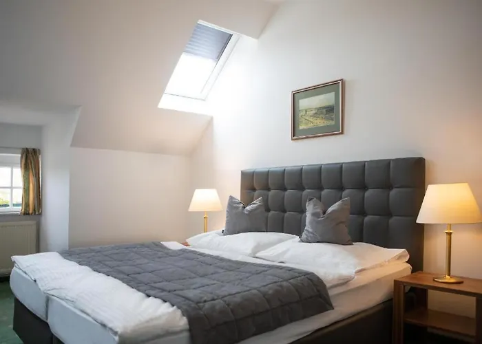 Bergwirt Schönbrunn Hotel 3*