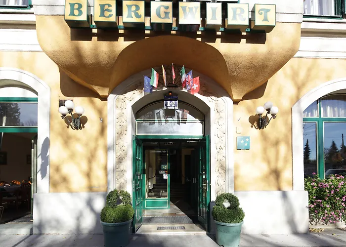 Bergwirt Schönbrunn Hotel