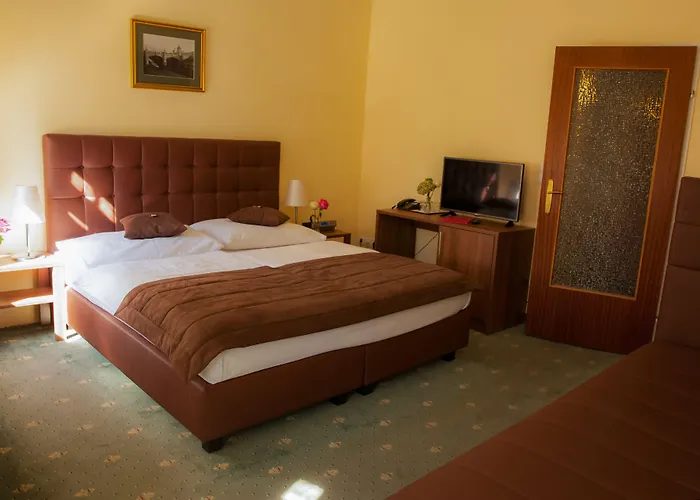 Bergwirt Schönbrunn Hotel