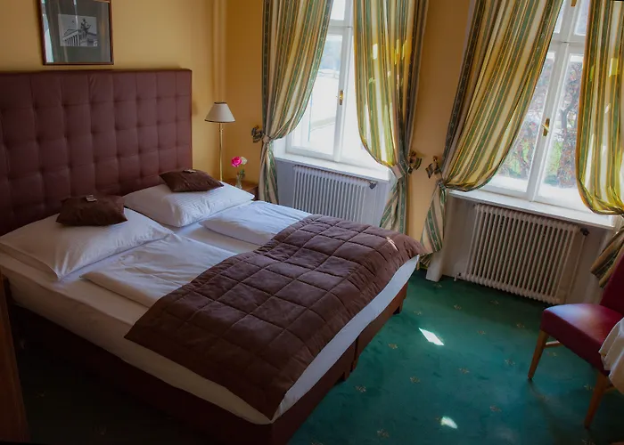 Hotel Bergwirt Schönbrunn 3*